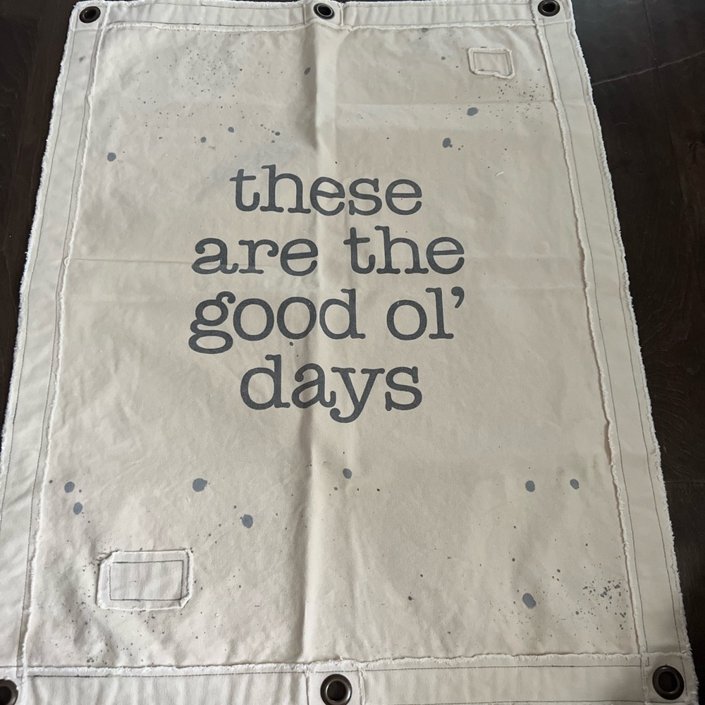 Canvas wall banner